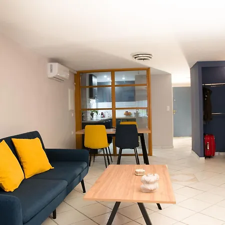 Apartment Roptron Center *