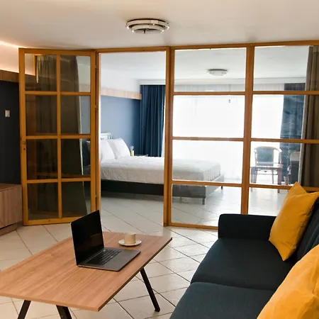 Roptron Center * Chania (Crete)